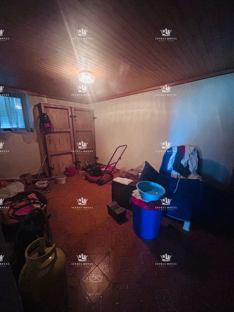 Hiša z razgledom na morje na območju Istre – 170 m² bivalne površine na 665 m² zemljišča | Cena: 250.000 €